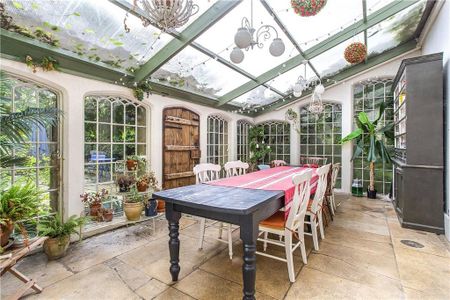 8 bedroom detached house to rent - Photo 5