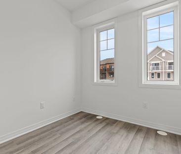 For Lease - 62 Pogie Drive, Welland, Ontario - Photo 4