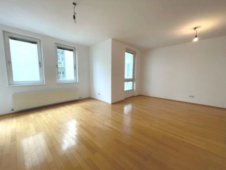 1040! Entzückende Garconniere mit Balkon Nähe Schwarzenbergplatz ab Jänner 25! - Photo 4