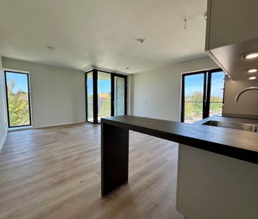 Te huur: Appartement Burgemeester Michiels van Kessenichpassage in ... - Foto 1