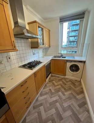 4 bedroom flat share to rent - Photo 1