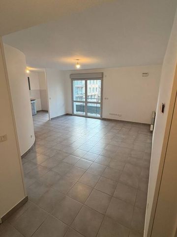 Location appartement Grenoble 38000 50.18 m² - Photo 5