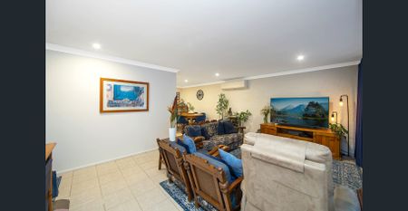 FAMILY HOME WITH SWIM SPA - Photo 4