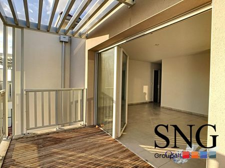 T3 AVEC TERRASSE + 2 PARKINGS - Photo 3