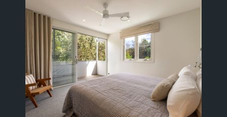 4 bedroom 5 bathroom house - Photo 4