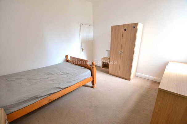 6 bedroom terraced house to rent - Photo 1