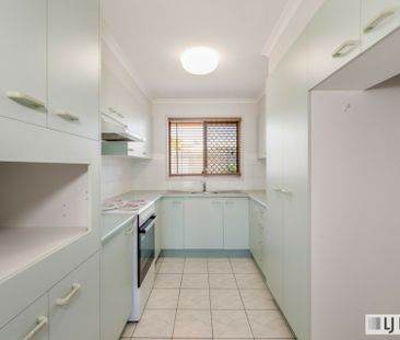 ELEGANT LOW-MAINTENANCE GRANNY FLAT IN A SOUGHT-AFTER AVOCA LOCATION - Photo 6