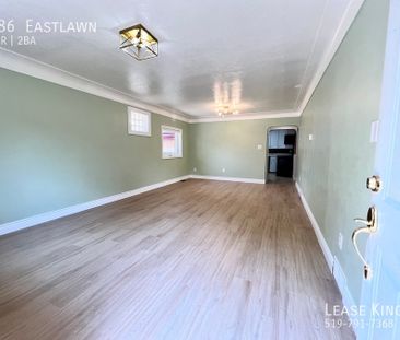 986 Eastlawn | $2300 | 3+1 bedroom - Photo 2