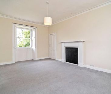 5 bedroom detached house to rent - Photo 3