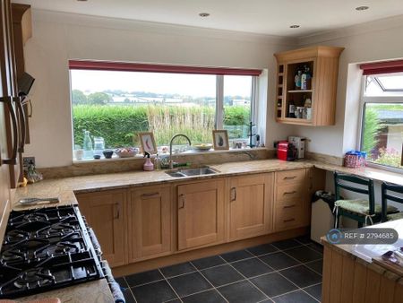 3 bedroom bungalow to rent - Photo 5