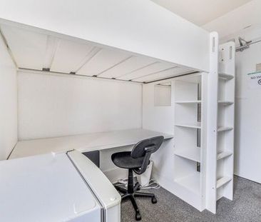 sharedaccommodation to rent - Photo 2