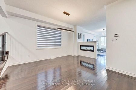 For Lease - 35 Peter Hogg Court, Whitby, Ontario - Photo 2