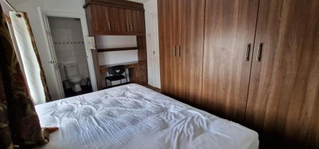 4 bedroom semi-detached house to rent - Photo 2