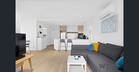 FULLY FURNISHED 1 Bedroom Plus Study/Dining Arear& 1 Car Apartment - Photo 2