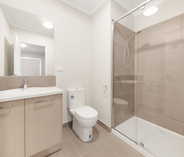 209 Maracana Avenue Manor Lakes, Manor Lakes VIC, Belconnen - Photo 5