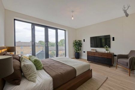 2 Bedroom Apartment - Photo 4