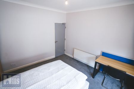 Harefield Road, - Photo 4