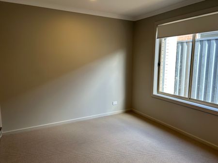 6 Welland Road, Weir Views VIC 3338 - House For Rent | Domain - Photo 5