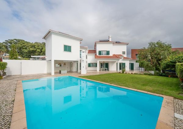 4 Bedroom House with swimming pool, Quinta da Beloura, Sintra