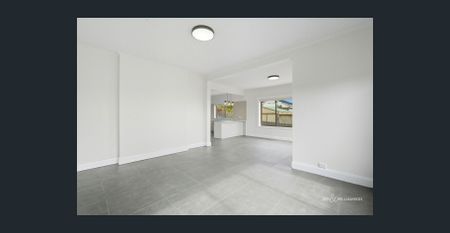 Superb family home - Photo 3