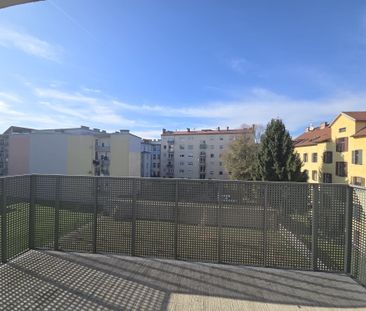 Geförderte, neuwertige 2 Zimmer Wohnung mit großem BALKON in Innenh... - Foto 3