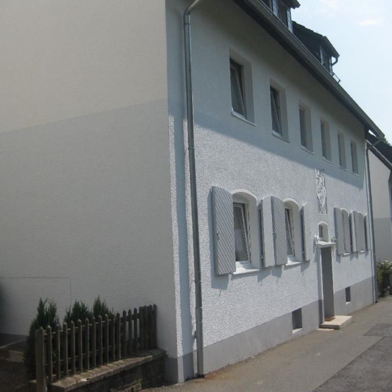 VIER-ZIMMER-WOHNUNG IM DACHGESCHOSS IN LÜDENSCHEID-RATHMECKE - Photo 2