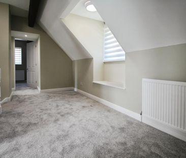 4 bedroom detached house to rent - Photo 3