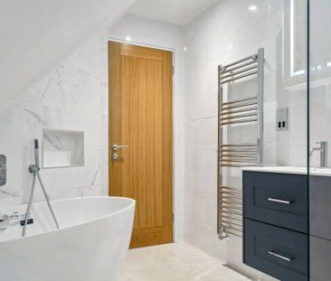 5 bedroom detached house to rent - Photo 6