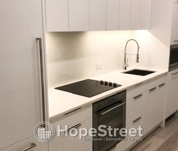 1 Bed Condo In University District W/ Undgr. Parking: Walk To U Of C - Photo 3