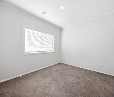 VERY CLOSE TO ARENA SHOPPING CENTRE! - Photo 4