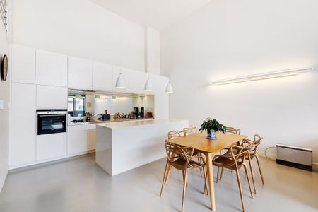Spacious Penthouse Apartment In Surry Hills - Photo 5