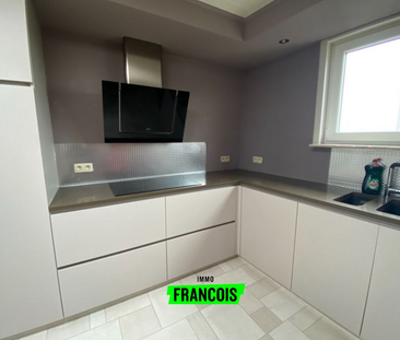 Bel etage woning te Prins Albertlaan Oostende met garage én tuin. - Foto 2