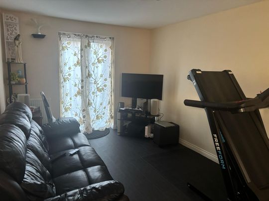 3 Bed Semi-Detached House, Humber Road, CV3 - Photo 1