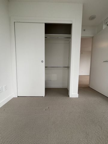 2 Bedroom - Photo 3