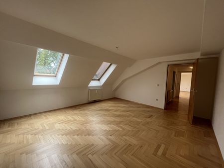 Provisionsfrei! Sonnendurchflutete 2-Zimmer-Wohnung in beliebter und hipper Lage mit Schlossberg Blick - Foto 3