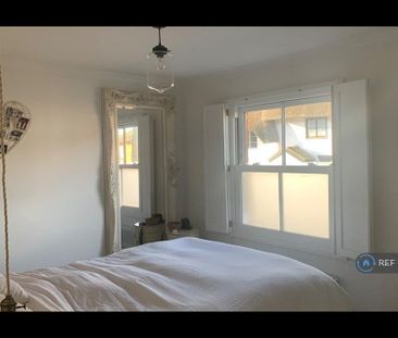 2 bedroom end of terrace house to rent - Photo 5