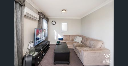 EVERYTHING YOU NEED AT YOUR DOORSTEP! - Photo 4