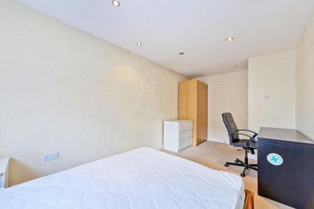 4 bedroom house share to rent - Photo 3