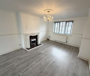 Christleton Close, Prenton - Photo 3