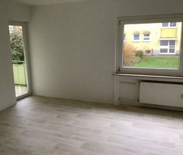 Bezugsfertig renoviert - 3-Zimmer-Wohnung mit Balkon! Offene Besich... - Photo 4