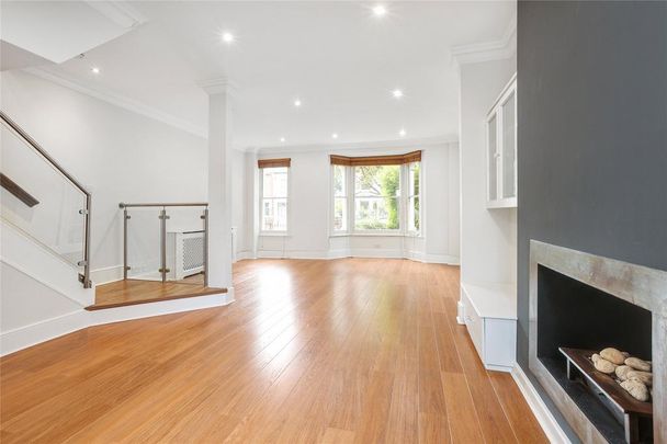 4 bedroom semi-detached house to rent - Photo 1