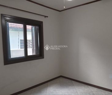 Casa com 3 quartos e 213m² para alugar em Sarandi, Porto Alegre. - Foto 3