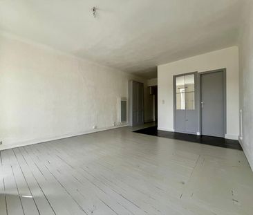 Location Appartement 1 pièce 31m² NANTES 44000 - Photo 3