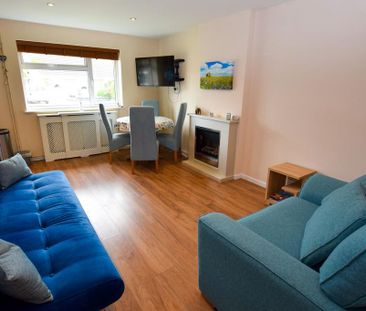 2 bedroom semi-detached bungalow to rent - Photo 1