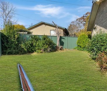 9 Kambalda Crescent, Fisher ACT 2611 - House For Rent | Domain - Photo 5