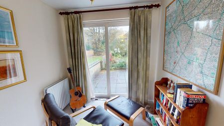 3 bedroom semi-detached house to rent - Photo 2