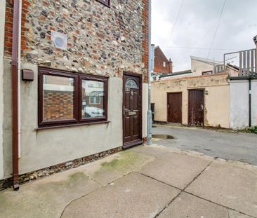 3 bedroom end of terrace house to rent - Photo 5