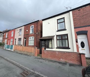 Price £995 pcm - Available Now - Unfurnished - Photo 3