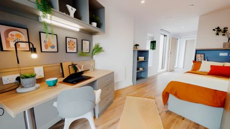 Gold En Suite Access - Photo 2