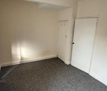2 bedroom house to rent - Photo 1